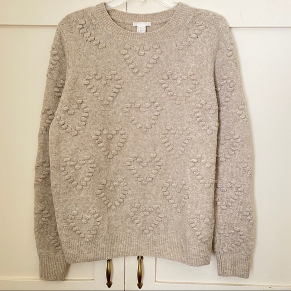 H&M Beige Heart Pattern Sweater - Picture 1 of 8
